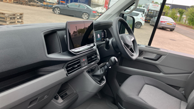 Volkswagen Crafter Cr35 Mwb Diesel Fwd 2.0 TDI 140PS Commerce Business High Roof Van - Image 2